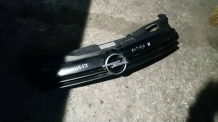 Решетка Opel Astra H